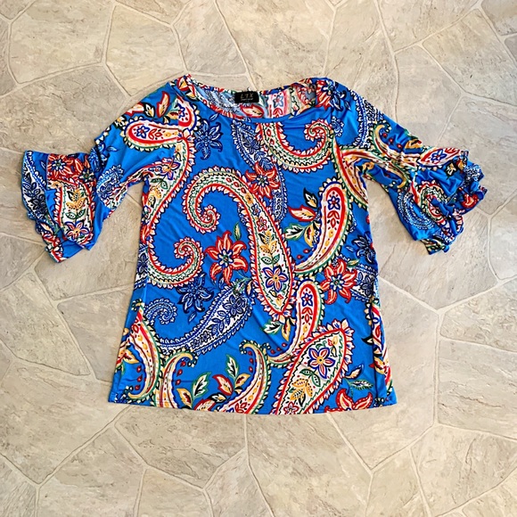 LTX Sportswear Tops - Beautiful Print Top